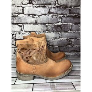 Sundance Tan Ankle Boots
